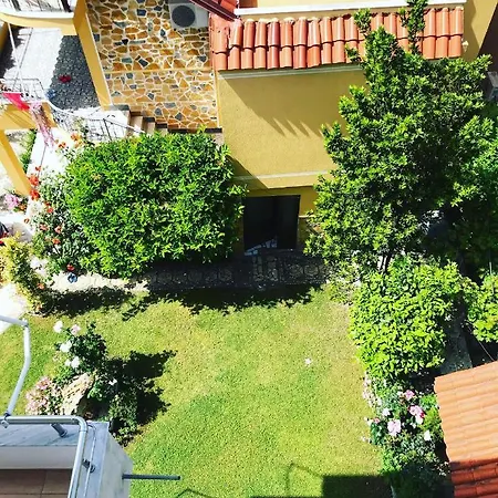 Vila Aliaj Deluxe With 2 & 2 Baths And Garden View * Durres