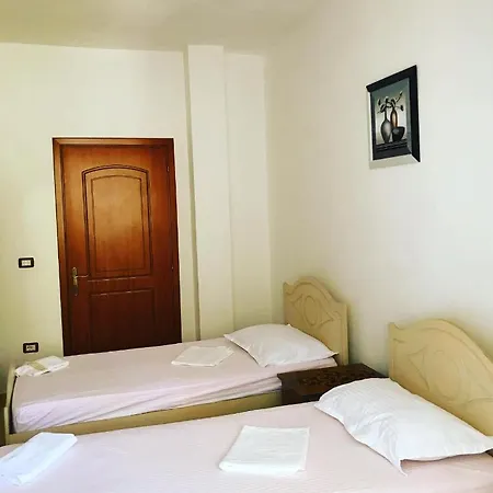 Vila Aliaj Deluxe With 2 & 2 Baths And Garden View Apartment Durres